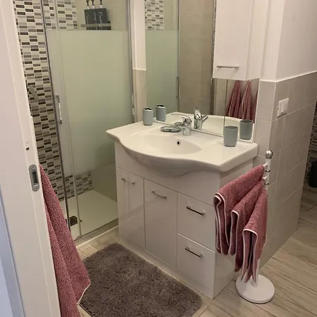 Apartamento La Casa Di Ale-appartamento Nuovissimo
