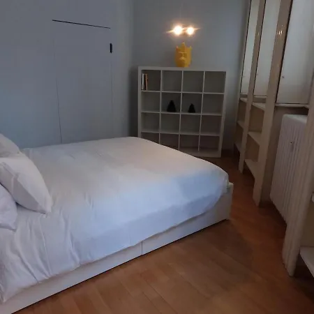 Modern Openspace In Piazza Repubblica Near To Via Montenapoleone