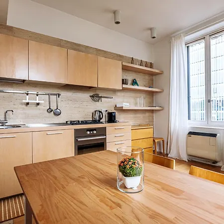 Appartamento One Bedroom In Brera *