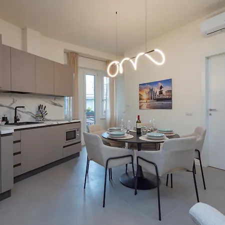 Spacious 2bdr With Balcony Arco-sempione Area, By Rentopolis Apartamento