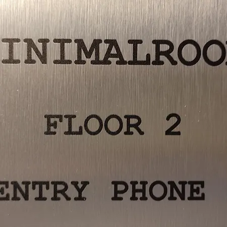 2 Minimal Проживание в семье *