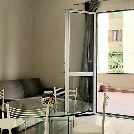 Apartment Center With Terrace *