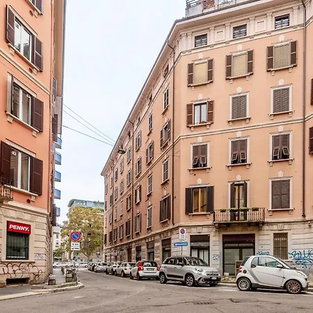 Stayeasy Pop Art Moscova - Brera & Downtown Walking Appartement