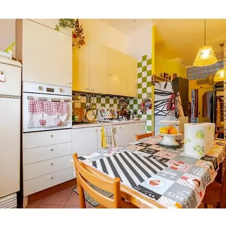 Casaderosa ميلان