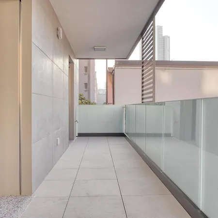 In Financial District 4 Pax Apartman *