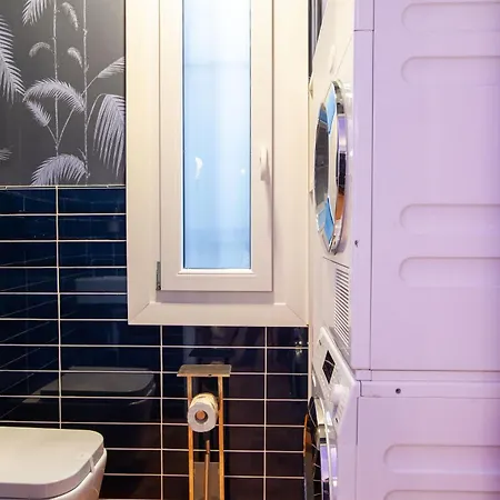 Boutique Con Cortile-design&fashion District Apartman *
