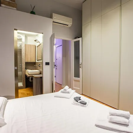 Boutique Con Cortile-design&fashion District Apartman *