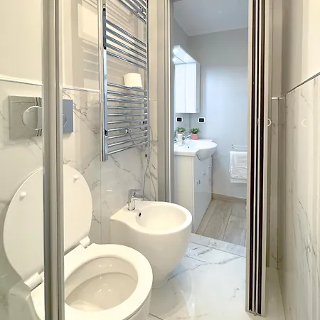 Rrrapido In Brera - Via Mercato ミラノ