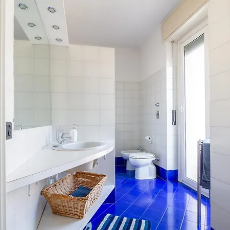 Attico Con Terrazzo Navigli Bocconi - Navigliapartments Lägenhet *