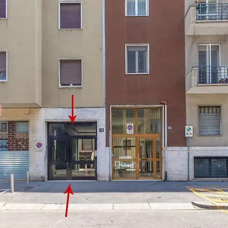 Appartement Wonderful Near Center,wifi,comfort,parking Milaan