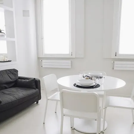 Italianway-turati Appartement