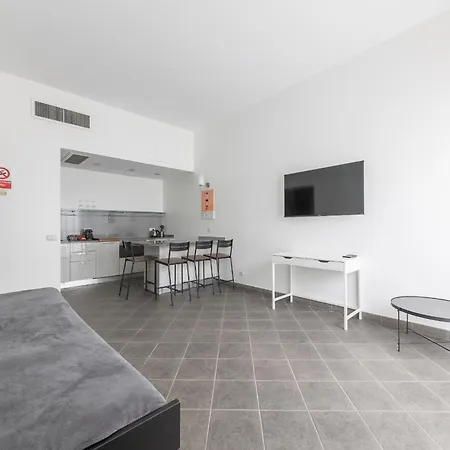 Garibaldi 59 - Leia Hospitality Apartmán *