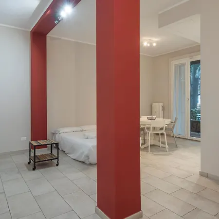 I Host - Cucchi 7 Apartment *