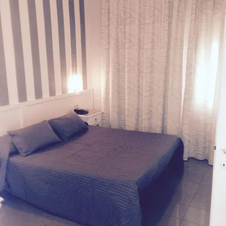 Hotell New H Marte 81