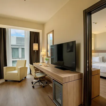 Doubletree By Hilton 4*