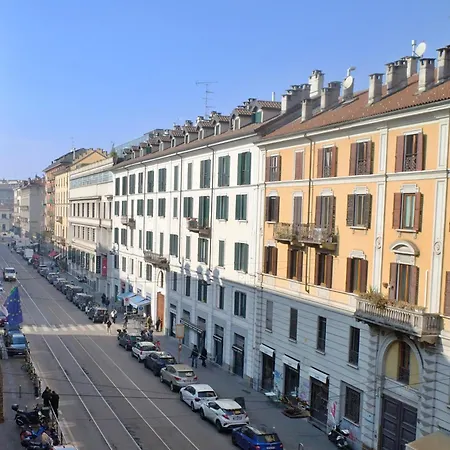 Apartamento Ripa - Via Vigevano Navigli Milão