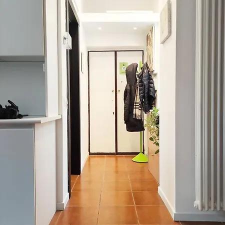 Bilocale Santagostino Milan