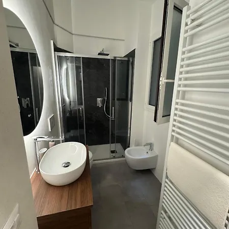 Elegant Apartman *