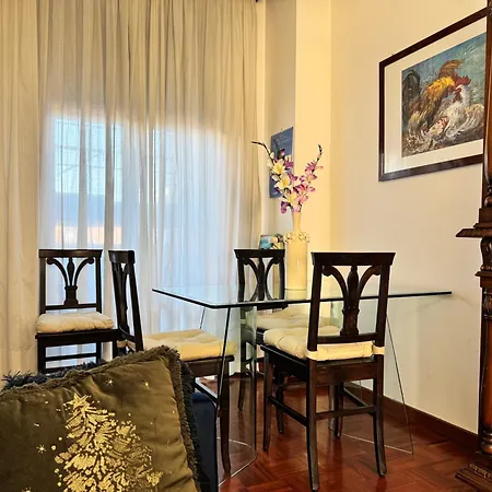 Casa Kolbe 8 , Centro M4 * Милан