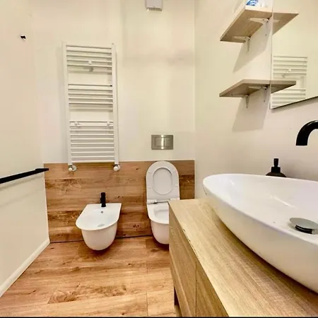Apartamento Lovelyview House 7min Da Duomo