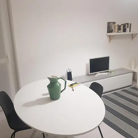 Tortona District Apartment