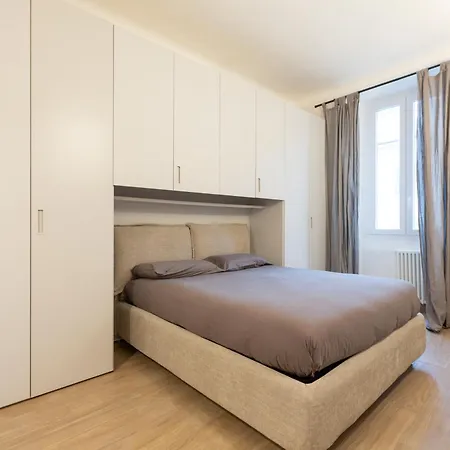 Moscova Elegant Apartment Milan