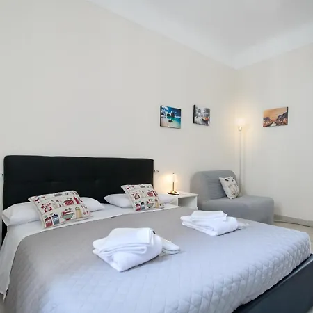 Garibaldi Isola Apartment *