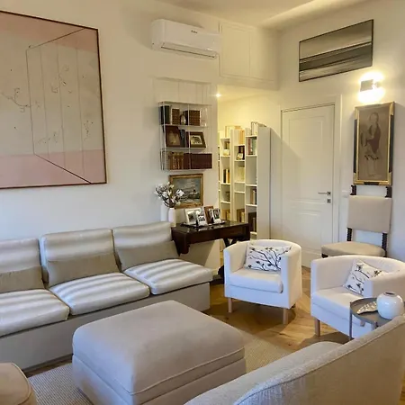 Apartment Bright&stylish Near Duomo, Center Mailand