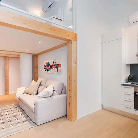 Lägenhet Modern Loft In - Near Lodi Tibb Metro *