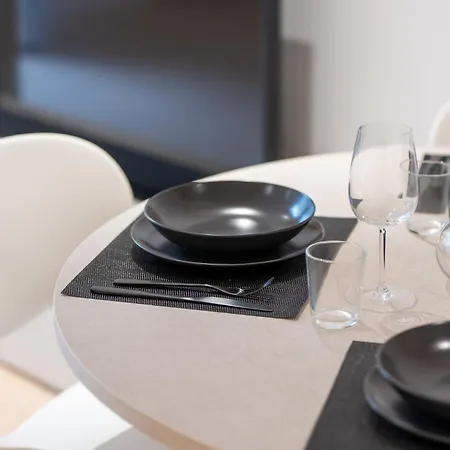 Lägenhet Modern Loft In - Near Lodi Tibb Metro