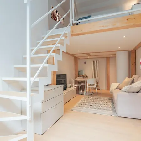 Modern Loft In - Near Lodi Tibb Metro Lägenhet *