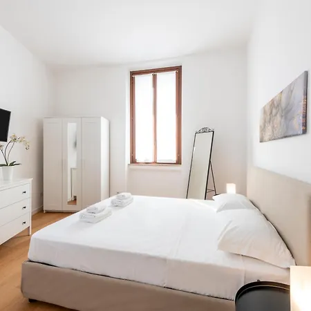 Stayeasy Ripamonti 3p - Center In 15 Mins Apartament Mediolan