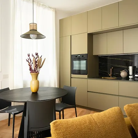 Santa Tecla Living Ruggero Di Lauria 2 * Милан