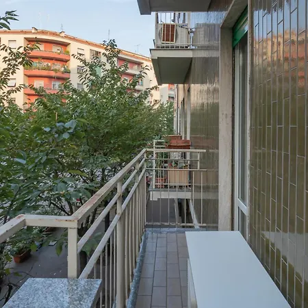 Oasi Urbana A Milano: Piazza Insubria Apartment Milan