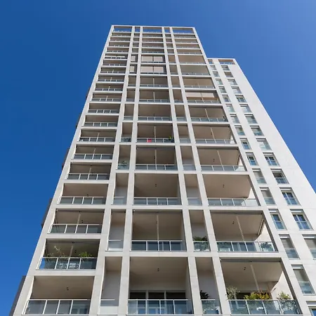 Torre Luxury