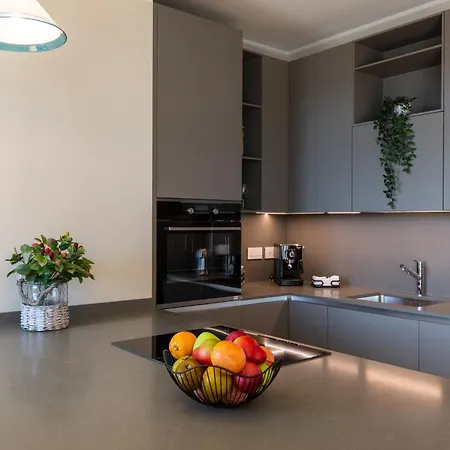 Torre Luxury Apartment