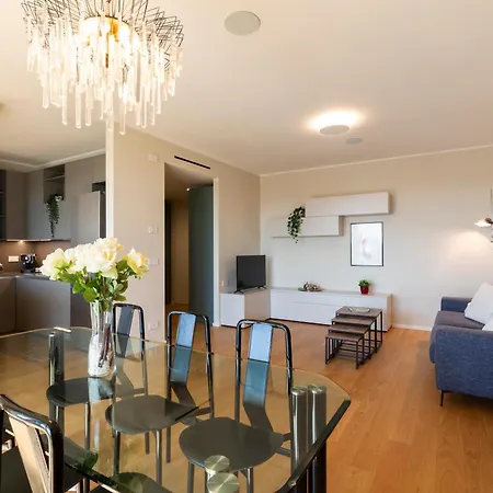 Torre Luxury Apartment Milan