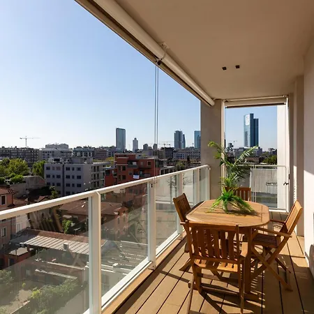 Torre Luxury Apartment *