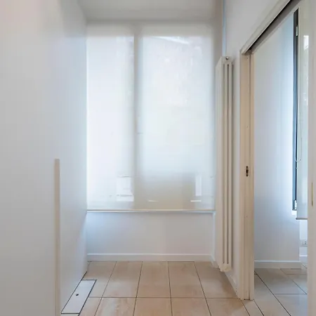Youhosty - Via Savona 70 Milão