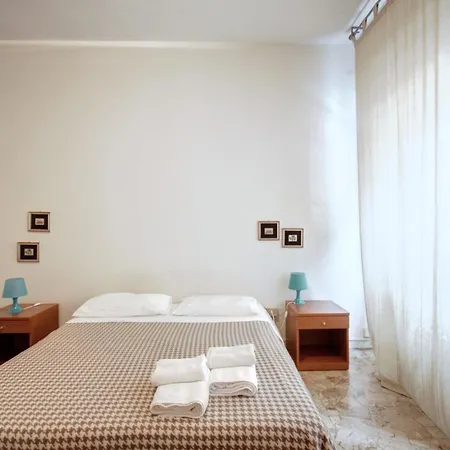 Milanrentals - Teodorico Apartament *