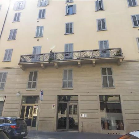 Easylife - Eleganza E Design In Porta Venezia Apartment