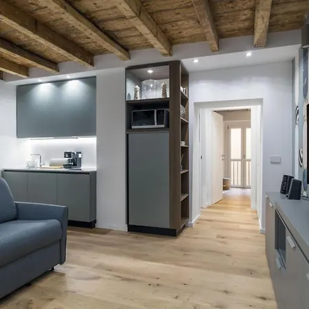 Apartment Easylife - Eleganza E Design In Porta Venezia *