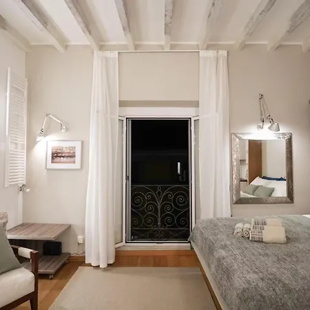 The Riverside Loft Daire
