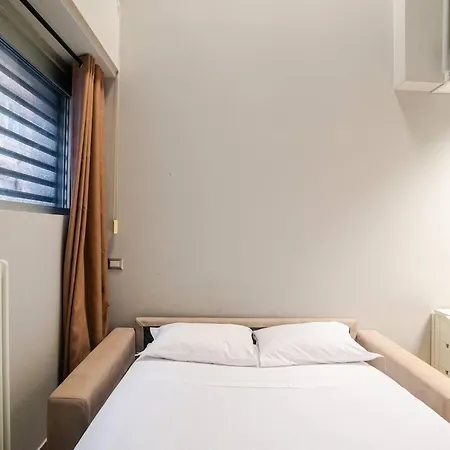 Modern Loft 8 Min From Duomo Apartment