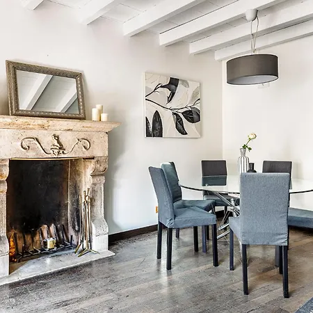 Brand New 2 Bedrooms In Brera Apartment Mailand