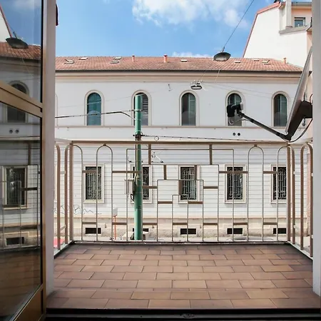 Elegante E Ampio In Zona Moscova Apartment *