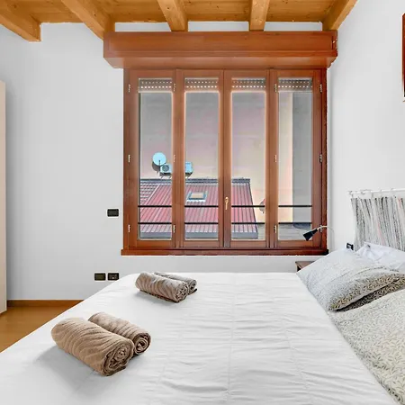 Mo37 -duomo-loreto - Chic - Apartment Milan