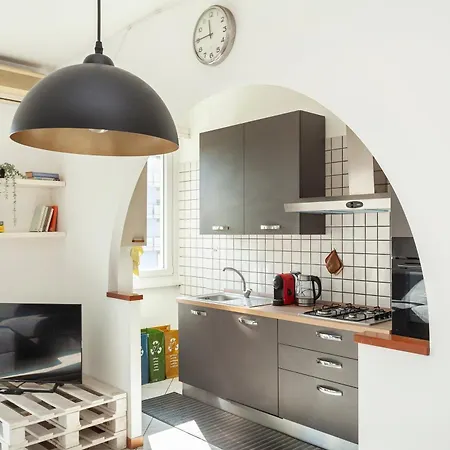 Apartament Stazione - Ariel - Luminoso Con Terrazzo Mediolan