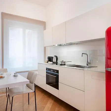 Duomo - 3 Minutes From The Duomo Milão