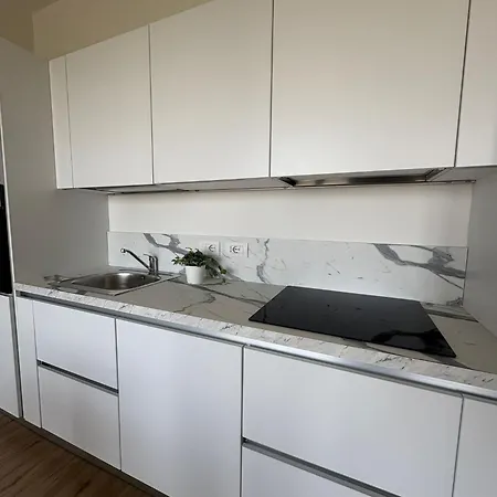 Panorama - Luminous With Private Garage *